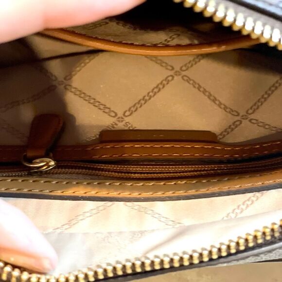 NWT Michael Kors Crossbody Bag Camera Bag Logo Print Canvas Leather Acc… - Picture 9 of 15